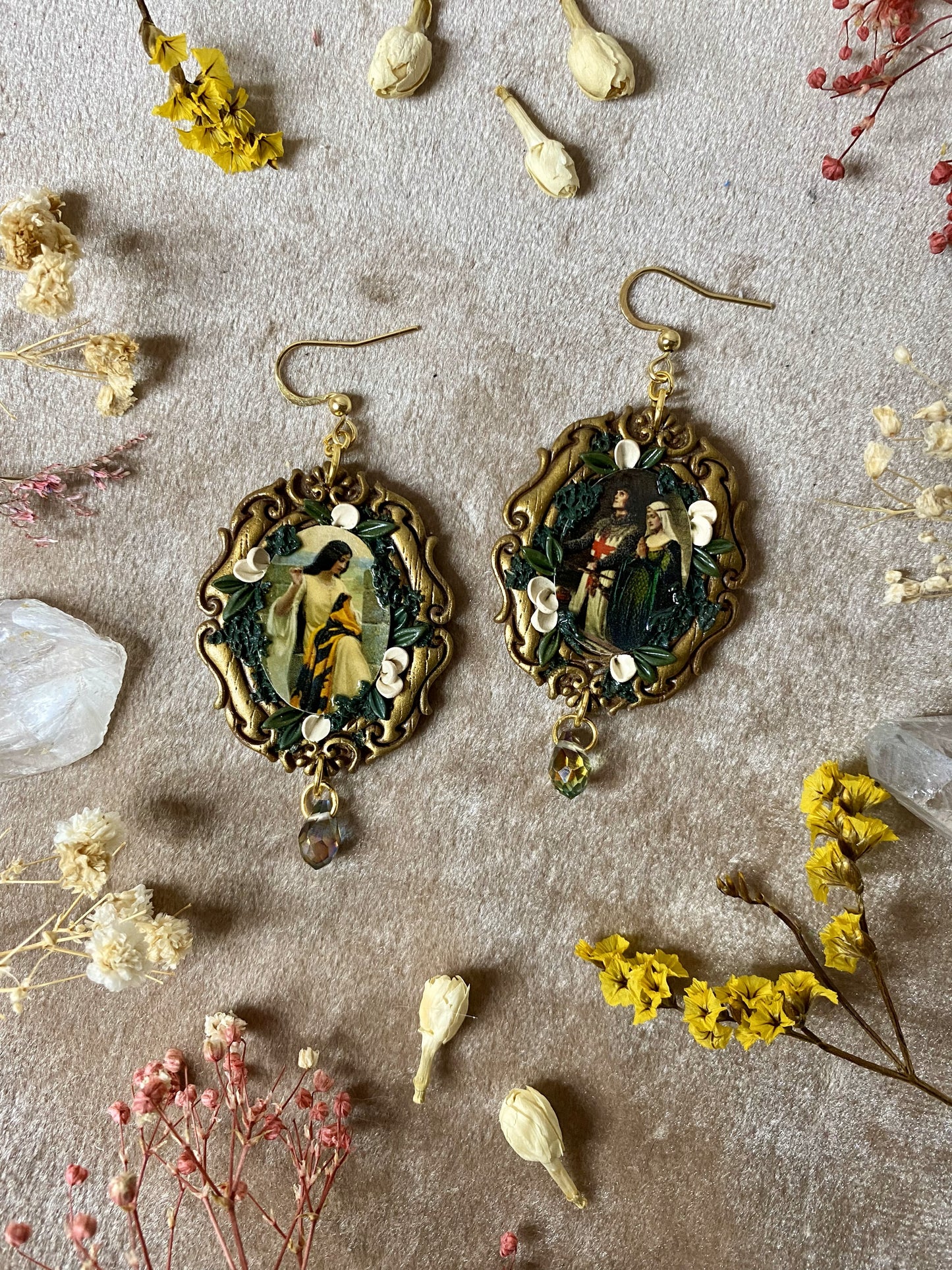 Medieval Couple Frame Earrings