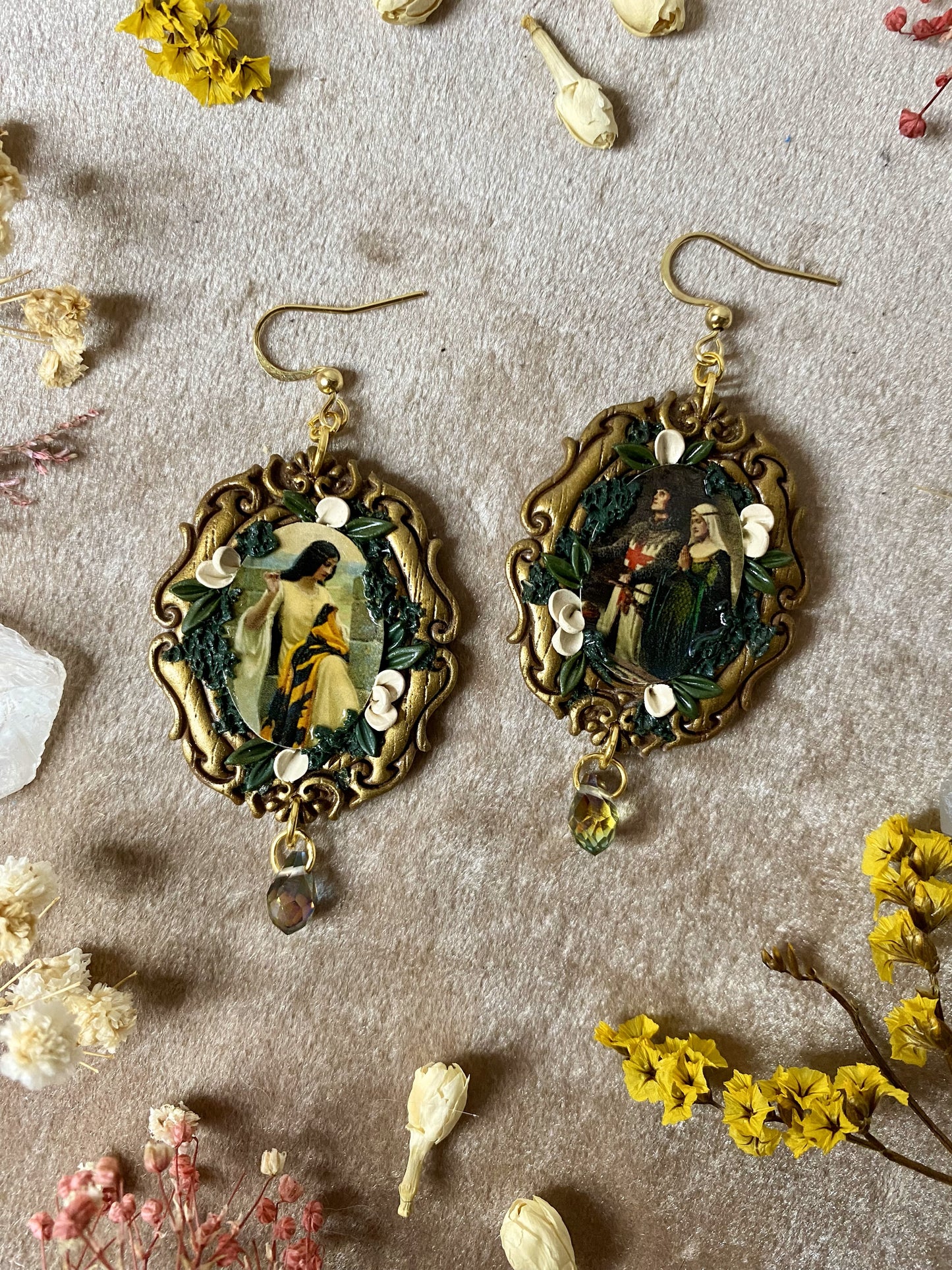 Medieval Couple Frame Earrings